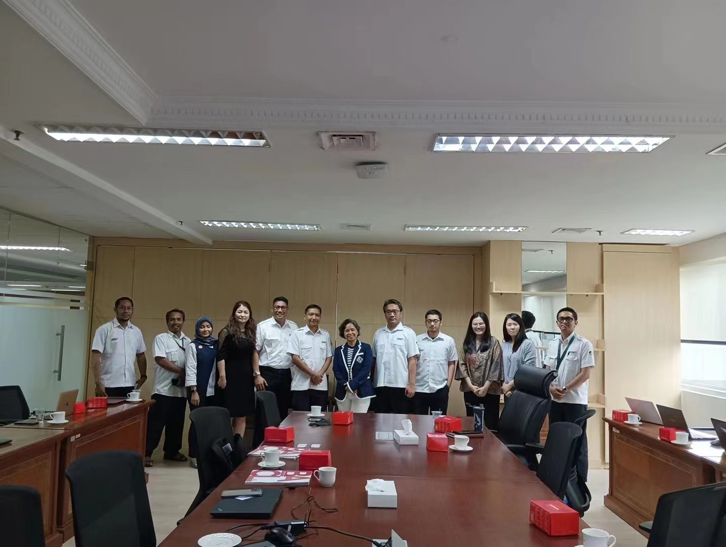 fdac48489c964391cb743305e9466d1.jpg